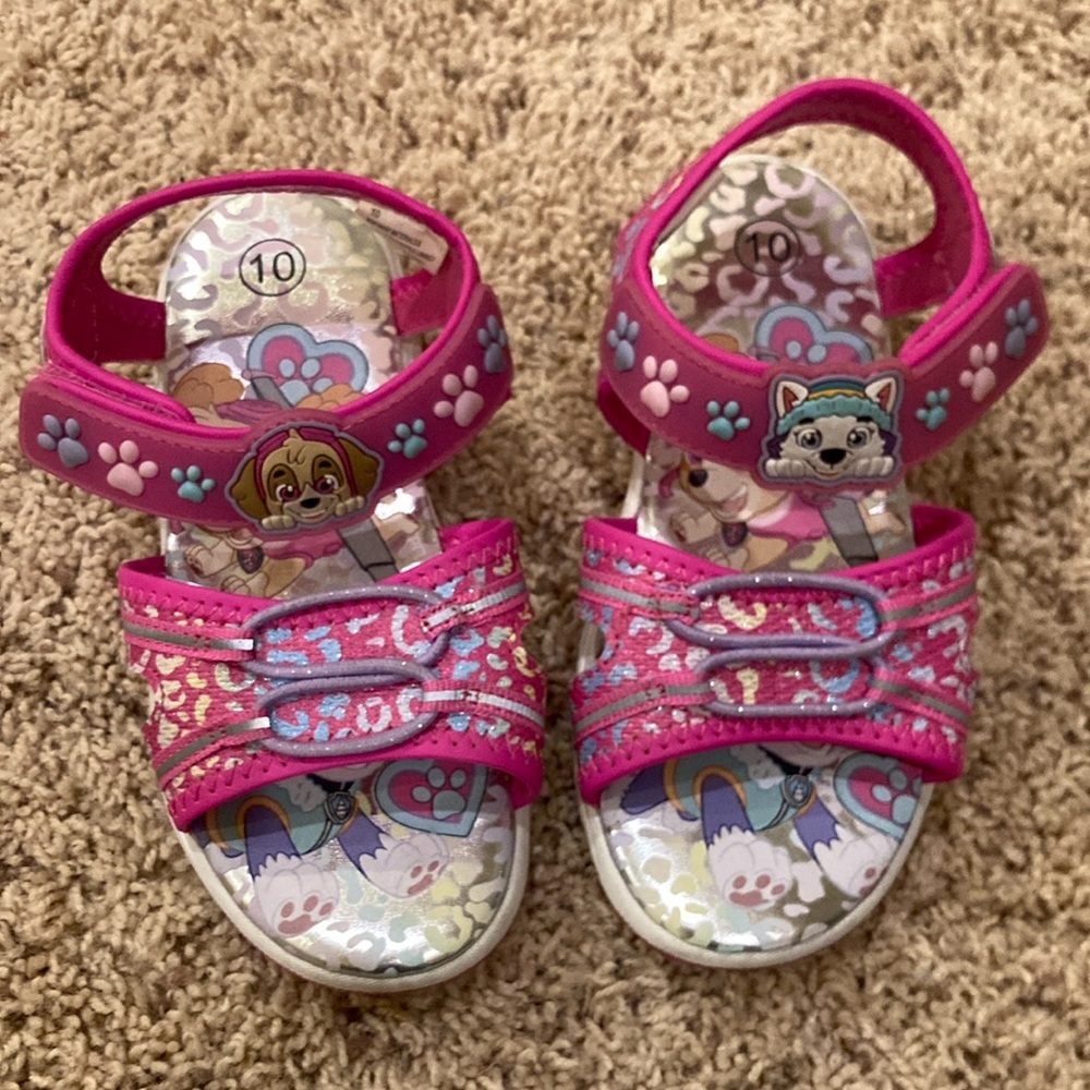 Paw Patrol Bright Pink Girls' Character Sandals